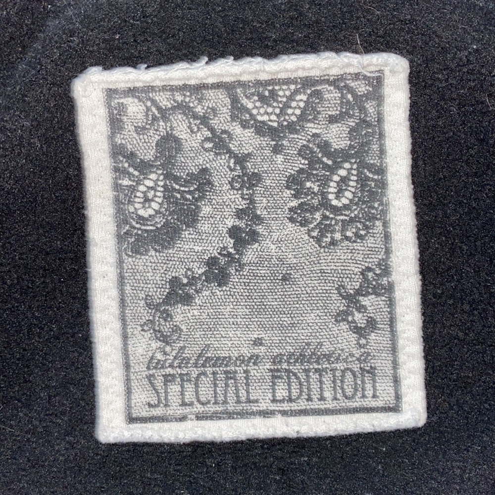 lululemon special edition black zip up hoodie - Picture 4 of 4
